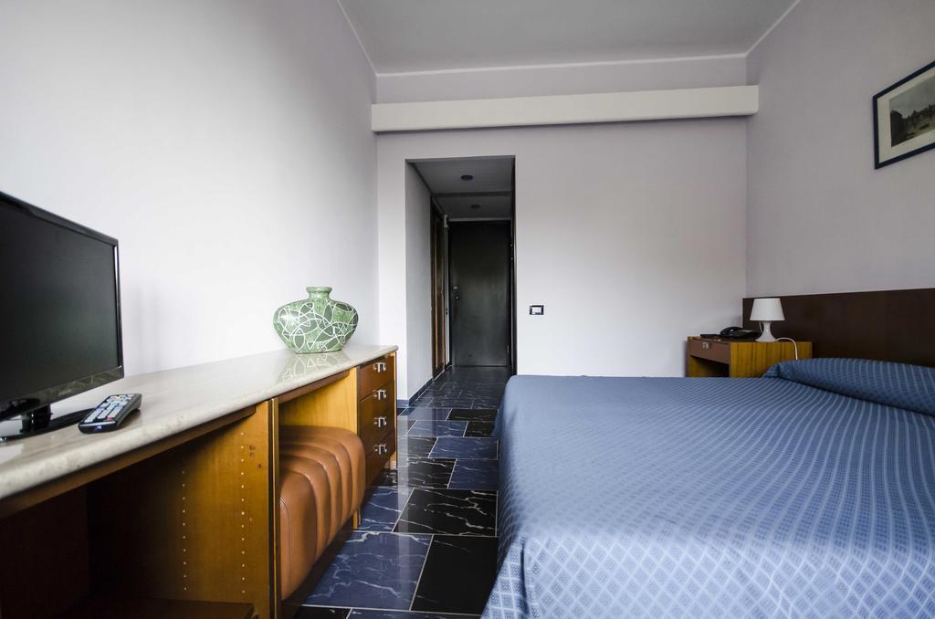 Grand Hotel Helios Tarquinia Exterior foto